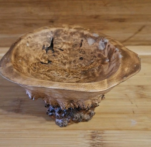 Vintage schale aus maserholz - vintage,