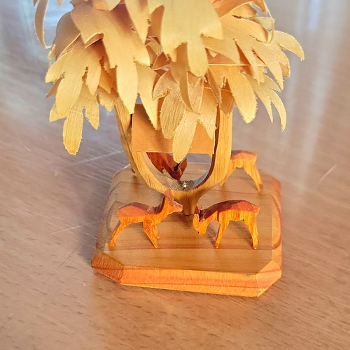 Holzschnitzerei kleine