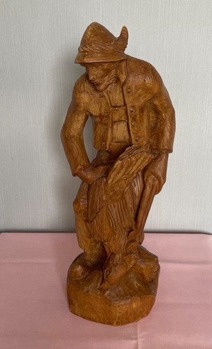 Geschnitzter jäger sehr fein - geschnitzter,
