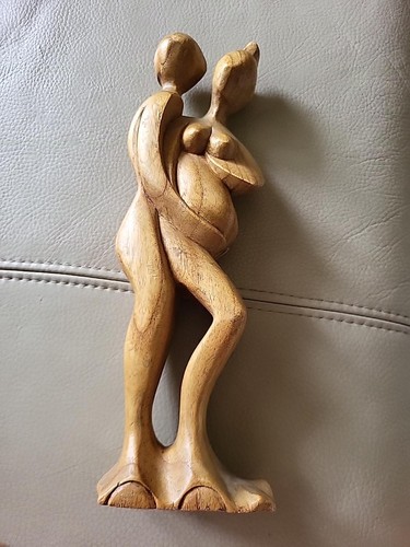 Handgeschnitzte holzskulptur - handgeschnitzte,