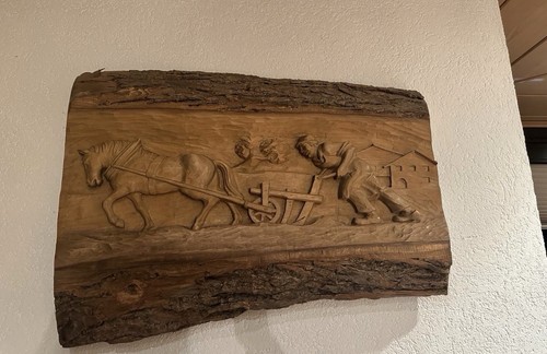 Handgeschnitztes holzrelief - handgeschnitztes,