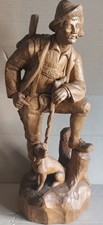 Große Holzfigur  - Jäger mit