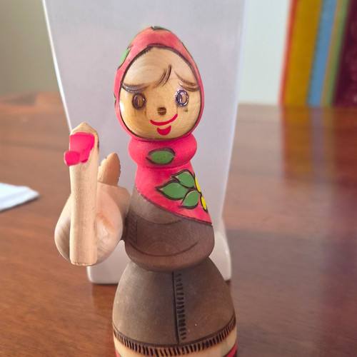 Handbemalte holzfigur bäuerin - handbemalte,
