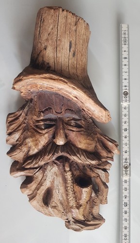 Zirbenholz geschnitzt